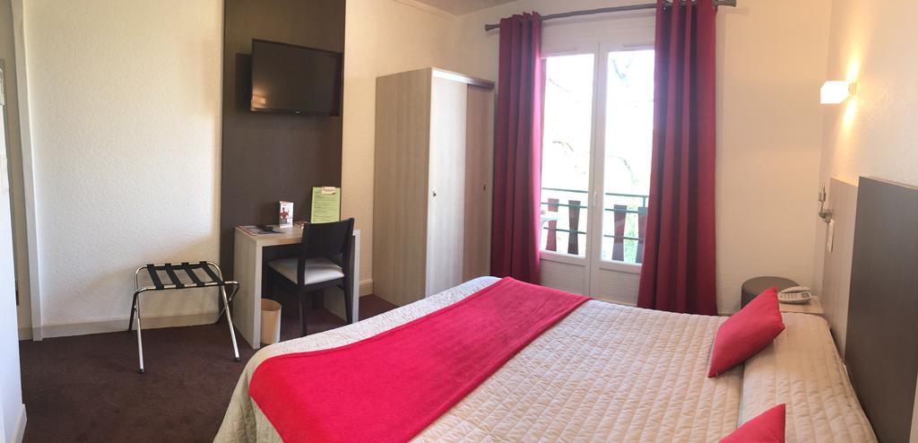 אוש Hotel Robinson מראה חיצוני תמונה
