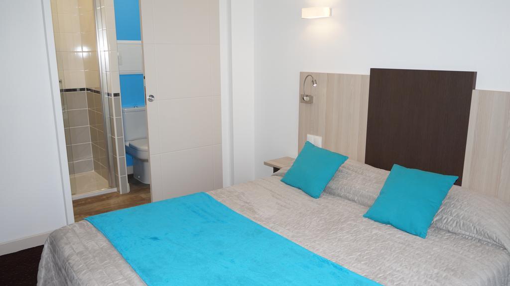 אוש Hotel Robinson מראה חיצוני תמונה